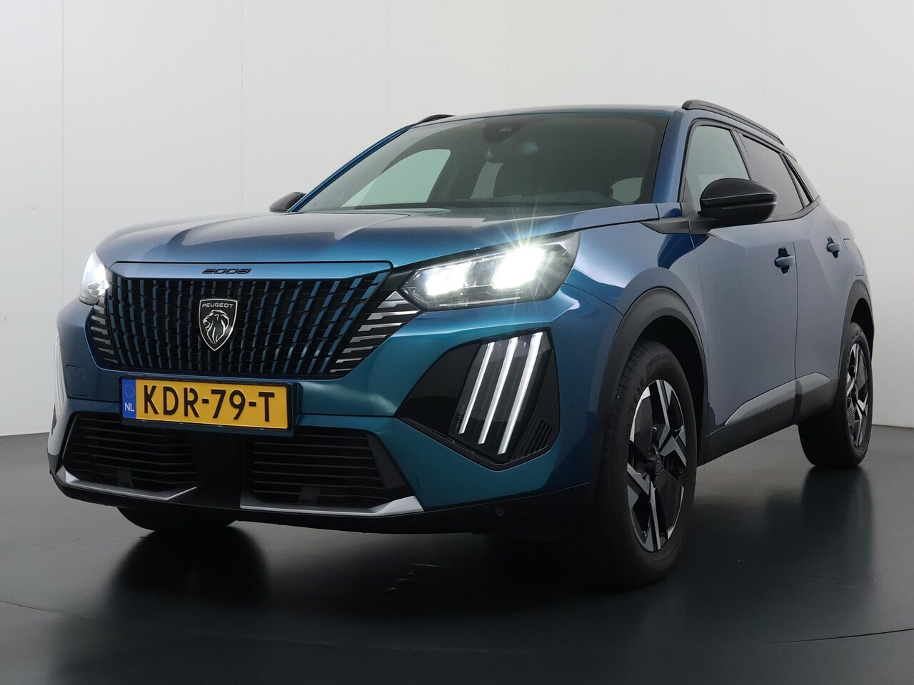 Peugeot 2008 - SUV Allure 100pk | Automatische Airco | Navigatie via Apple Carplay en Android auto | Crui - AutoWereld.nl