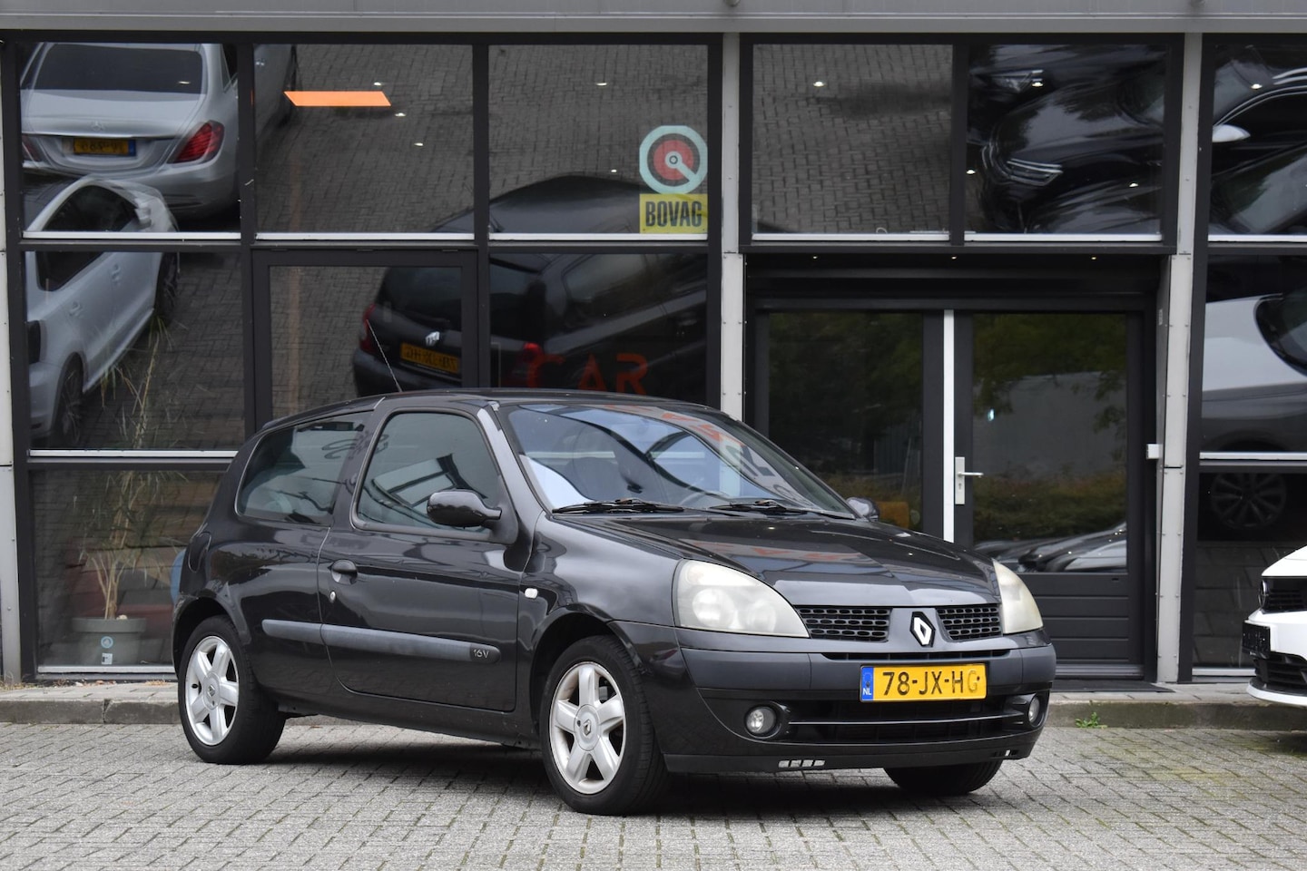 Renault Clio - 1.2-16V Dynamique Airco - AutoWereld.nl