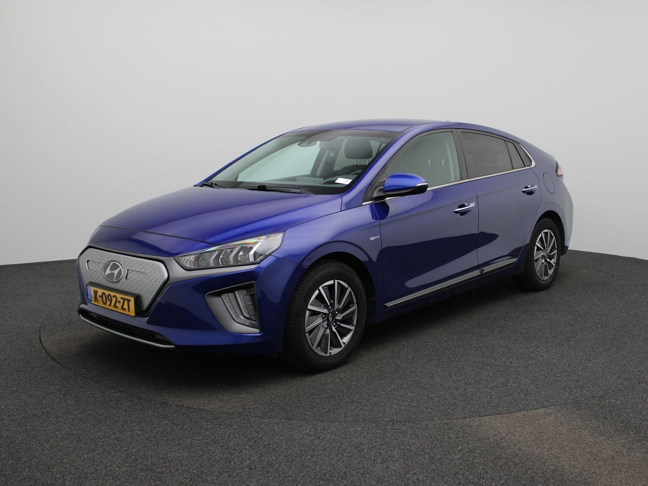 Hyundai IONIQ - Comfort EV 38 kWh | APPLE/ANDROID CARPLAY | NAVIGATIE | LICHTMETALEN VELGEN | STOELVERWARM - AutoWereld.nl