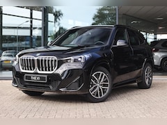 BMW X1 - xDrive25e M Sport Automaat / Trekhaak / Sportstoelen / Achteruitrijcamera / M Adaptief ond