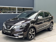 Nissan Qashqai - 1.2 116pk H6 Tekna + LED Leder Stoelverwarming Panoramadak Trekhaak Navigatie Bose