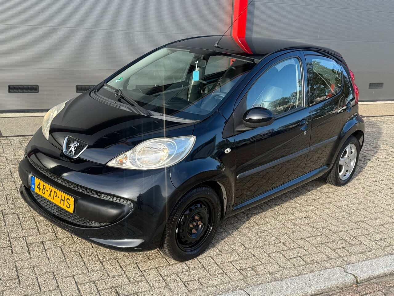 Peugeot 107 - 1.0-12V XS Urban Move 1.0-12V XS Urban Move - AutoWereld.nl