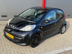 Peugeot 107 - 1.0-12V XS Urban Move