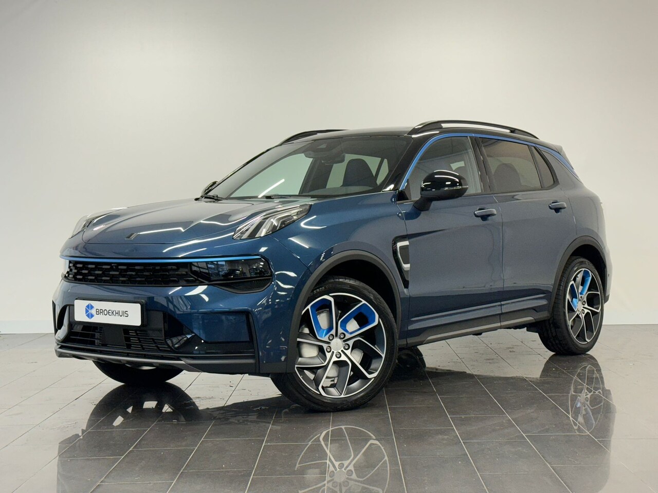 Lynk & Co 01 - 1.5 | 360 Camera | Panoramadak | Apple Carplay\Android Auto | Cruise control adaptief | - AutoWereld.nl