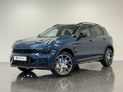 Lynk & Co 01 - 1.5 | 360 Camera | Panoramadak | Apple Carplay\Android Auto | Cruise control adaptief |