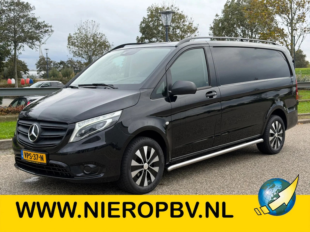 Mercedes-Benz Vito - 114CDI L2H1 Automaat Airco Navi Cruisecontrol Trekhaak Xenon 75,000KM - AutoWereld.nl