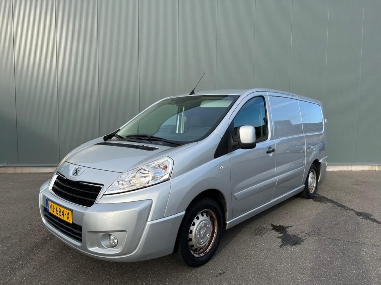 Peugeot Expert - 229 2.0 HDI L2H1DCP+ 3 ZITS | AIRCO ! - AutoWereld.nl