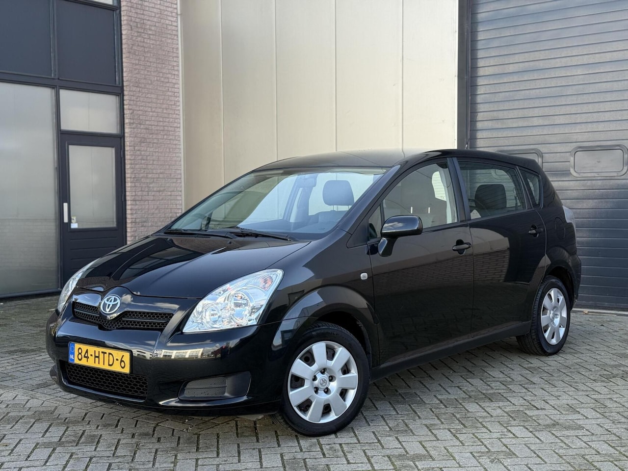 Toyota Verso - 1.6 VVT-i Terra 1e Eig Airco/Cruise/Aux - AutoWereld.nl