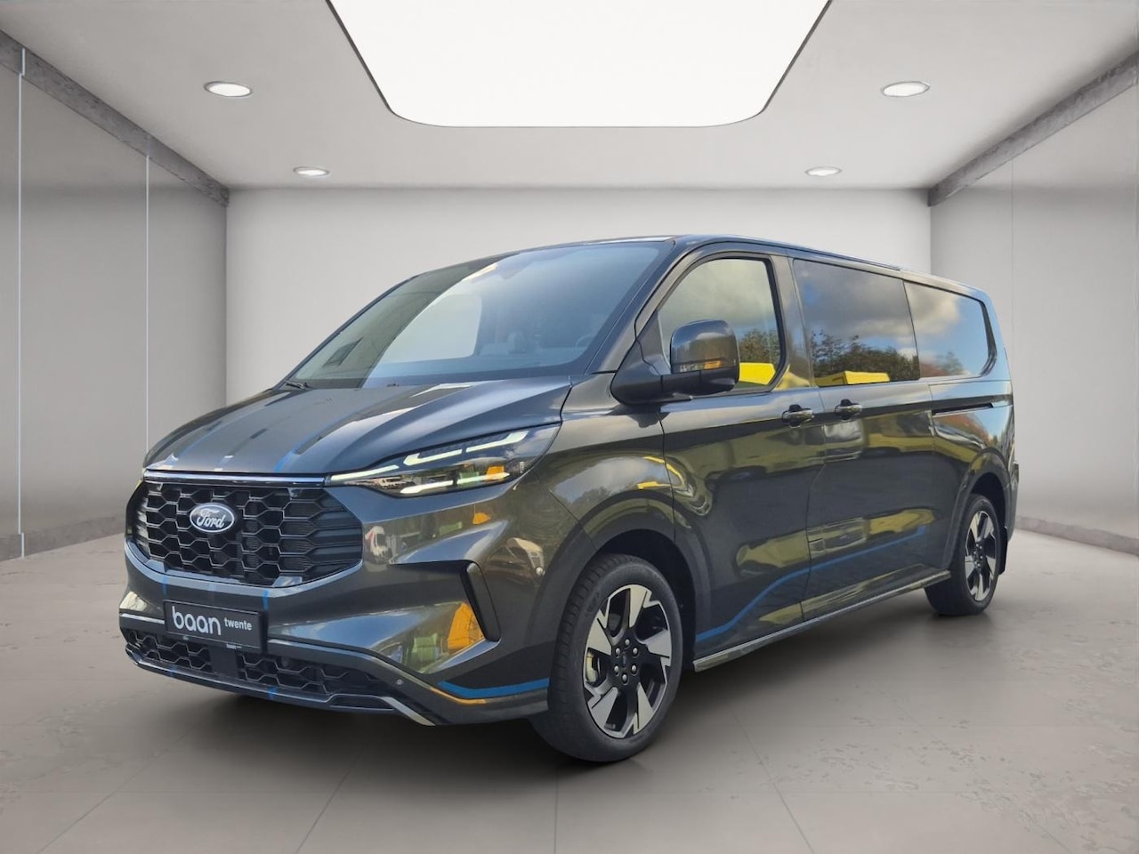 Ford Transit Custom - 320 2.0 TDCI L2H1 Sport DC 320 2.0 TDCI L2H1 Sport DC - AutoWereld.nl