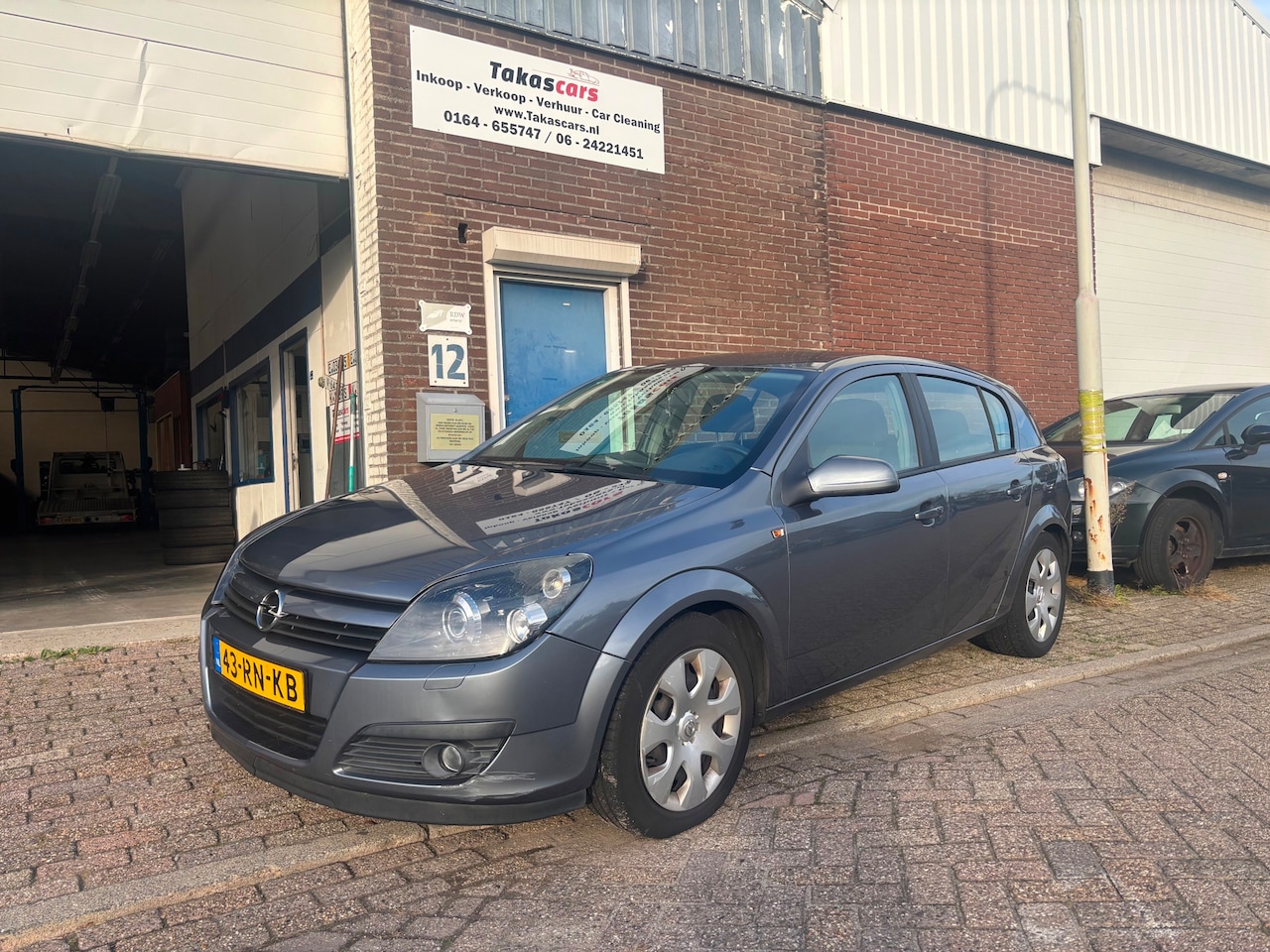 Opel Astra - 1.6 Sport AUTOMAAT&AIRCO&APK - AutoWereld.nl