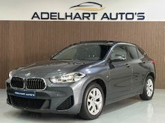 BMW X2 - SDrive18i Executive M Sport Automaat / Panorama dak / Lederen interieur / Navigatie full m