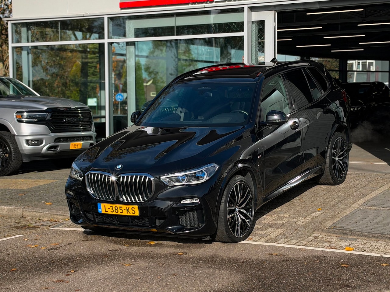 BMW X5 - XDrive45e High Executive M-PAKKET PANO-DAK LASER VOL! - AutoWereld.nl