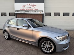 BMW 1-serie - 116i AUTOMAAT LEER NAVI NAP PDC INRUIL MOG