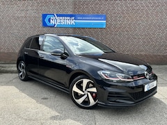Volkswagen Golf - 2.0 TSI GTI Performance ACC/PDC/Trekhaak/DynAudio/DIgtaal