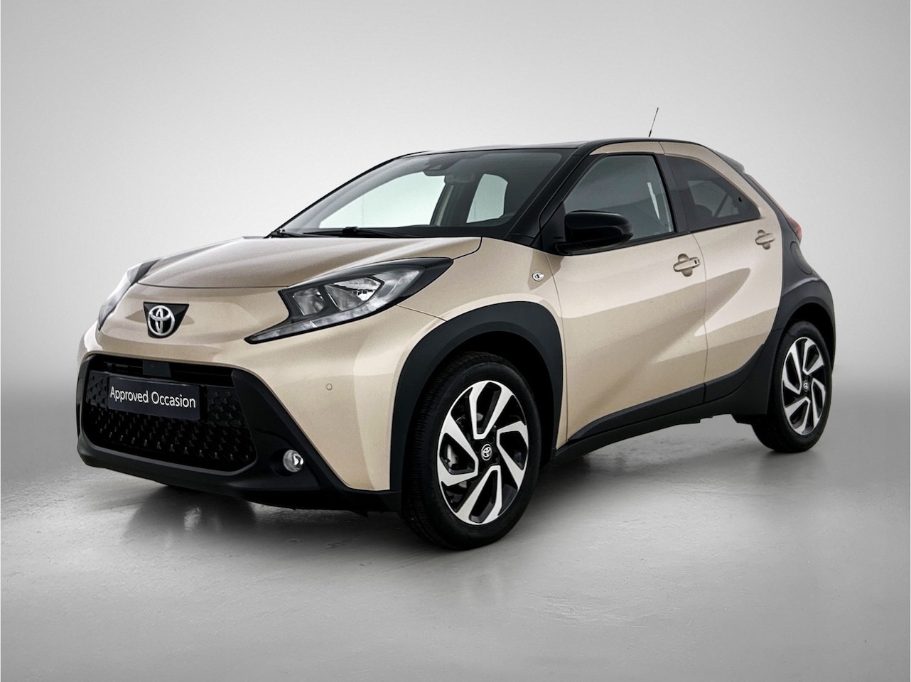 Toyota Aygo X - 1.0 VVT-i S-CVT Pulse + | BTW Voertuig | Parkeersensoren voor+achter | Keyless Entry/Start - AutoWereld.nl