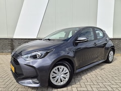 Toyota Yaris - 1.5 Hybrid Active Navi ECC Ad. Cruise