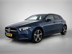 Mercedes-Benz A-klasse - 250 e Business Solution AMG Limited | AMG-Line exterieur | Achteruitrijcamera | Sfeerverli