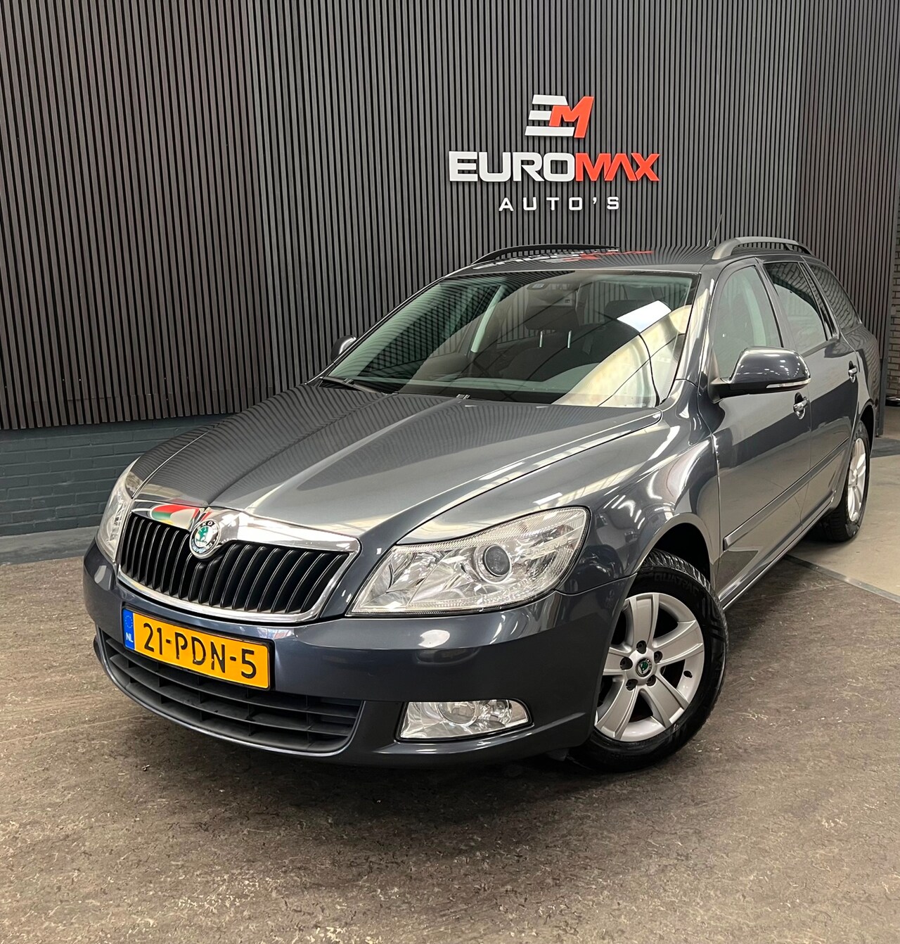 Skoda Octavia Combi - 1.2 TSI Ambition Business Line - Automaat | 2e eigenaar | NAP | Ketting vervangen - Rijkla - AutoWereld.nl