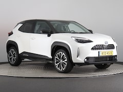 Toyota Yaris Cross - 1.5 Hybrid Executive parelmoer (Camera / Stoel-Stuurverwarming / Dodehoek / Half leder / C