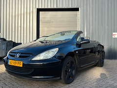 Peugeot 307 CC - 2.0-16V-Cabrio-Clima-Cruise-Leer-Stoelverwarming