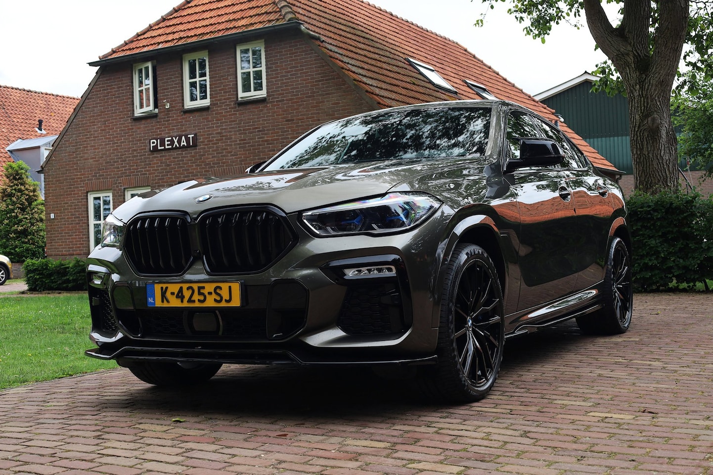 BMW X6 - XDrive30d High Executive Aut. | M-Pakket | Maxton | Panorama | Adap. Cruise | Full led | 2 - AutoWereld.nl