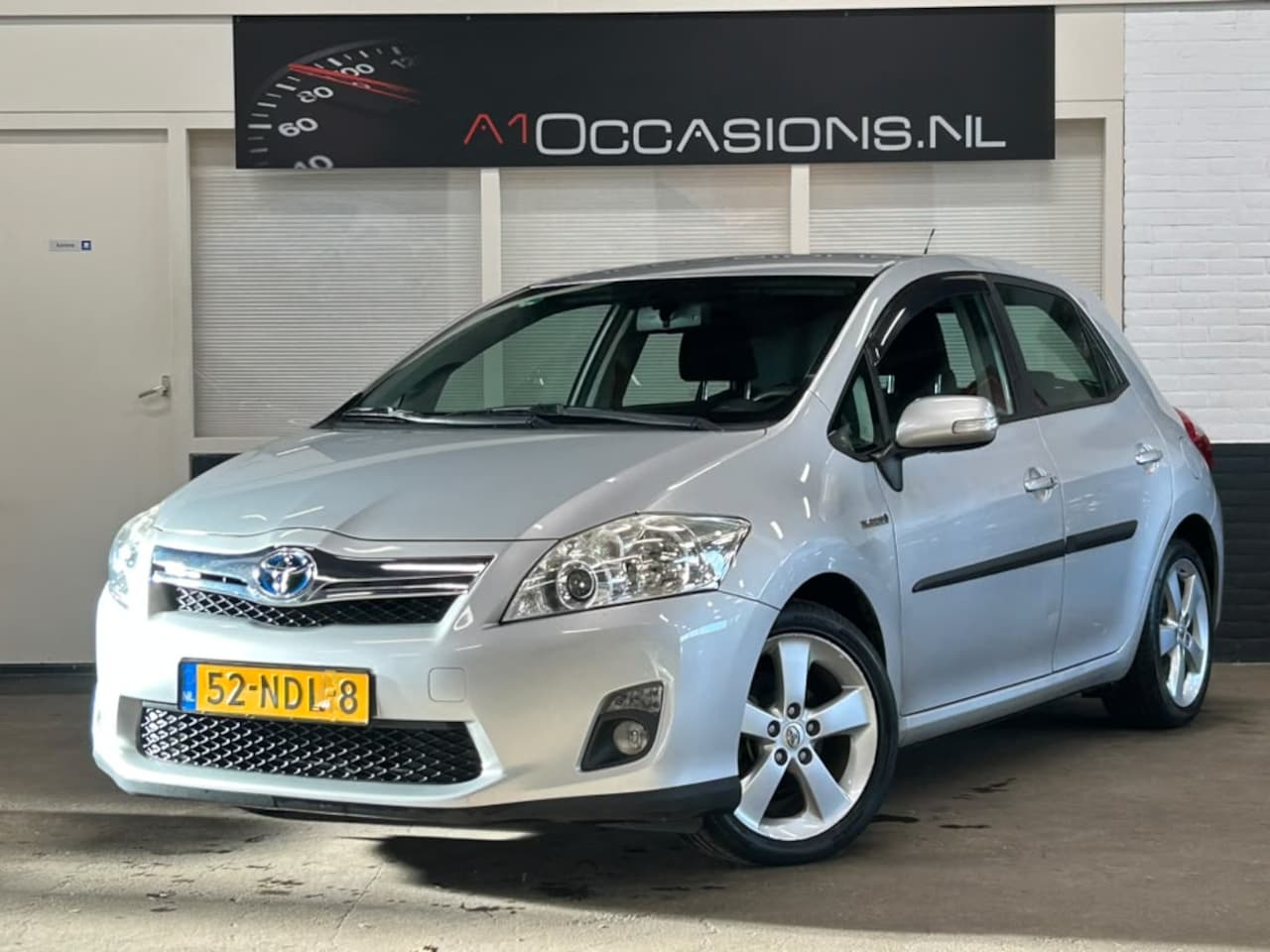 Toyota Auris - 1.8 Full Hybrid Dynamic 1.8 Full Hybrid Dynamic - AutoWereld.nl