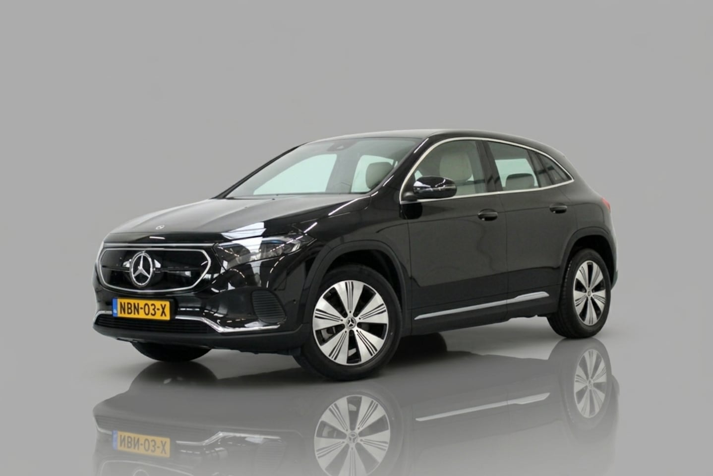 Mercedes-Benz EQA - 250+ Business Edition 71 kWh 250+ Business Edition 71 kWh, RIJKLAAR | Ambience-verlichting | Kopl led high perfor | Cam - AutoWereld.nl