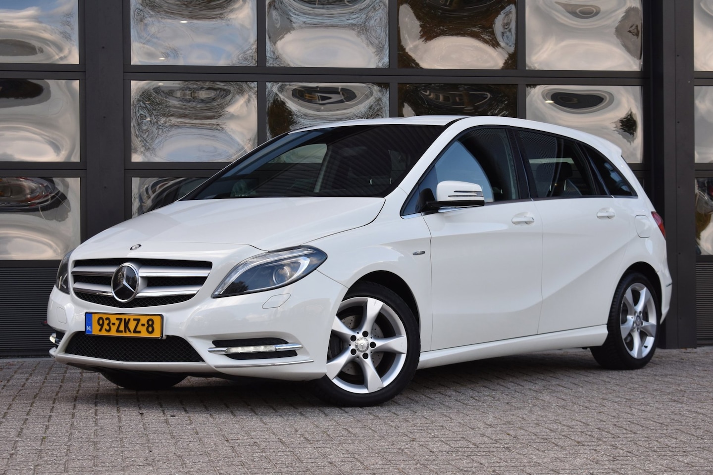 Mercedes-Benz B-klasse - 180 Ambition '12 Xenon Airco Inruil mogelijk - AutoWereld.nl