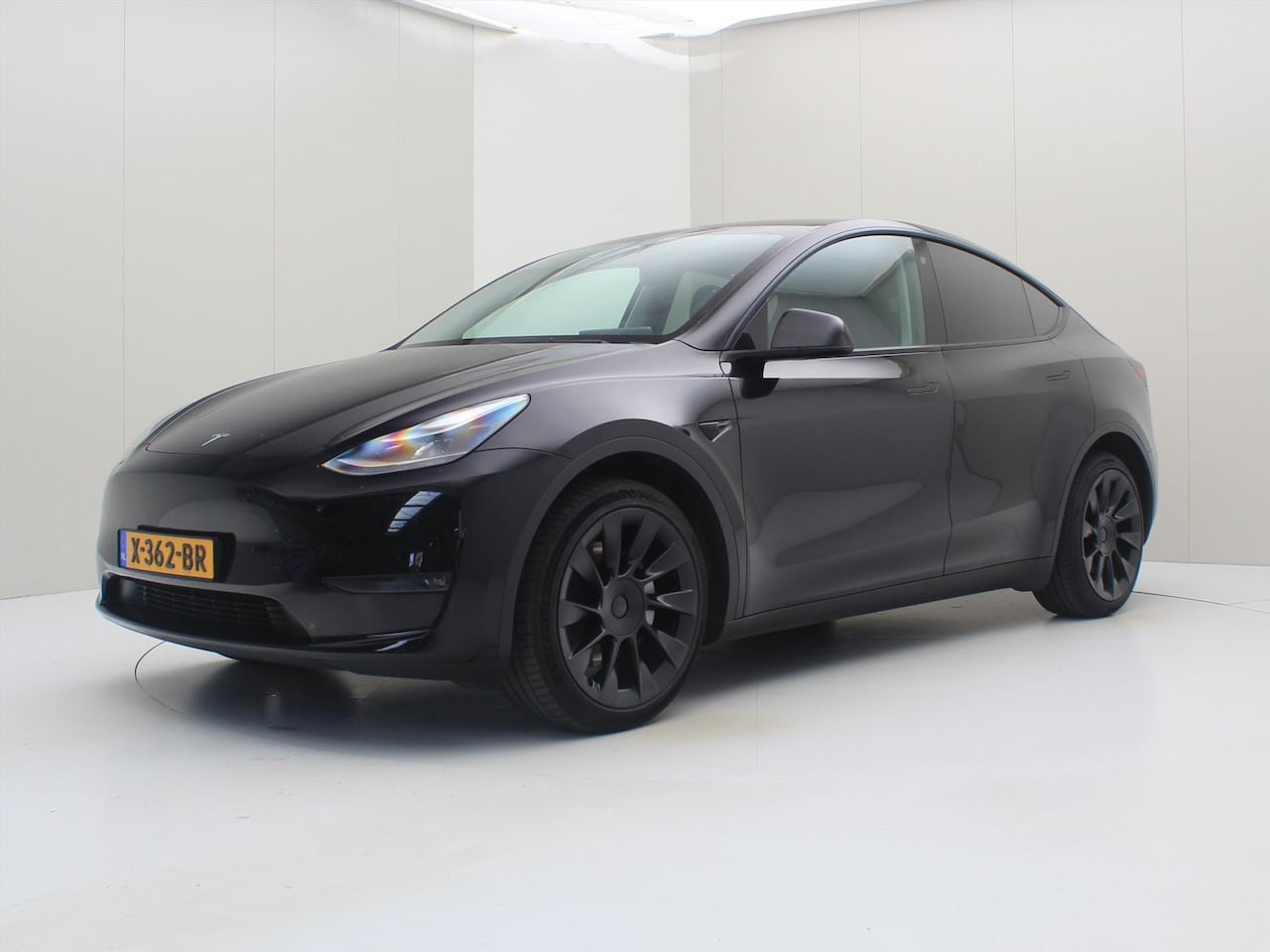 Tesla Model Y - Long Range 345pk AWD [ TREKHAAK+AMD RYZEN+20 INCH+PREMIUM AUDIO ] - AutoWereld.nl