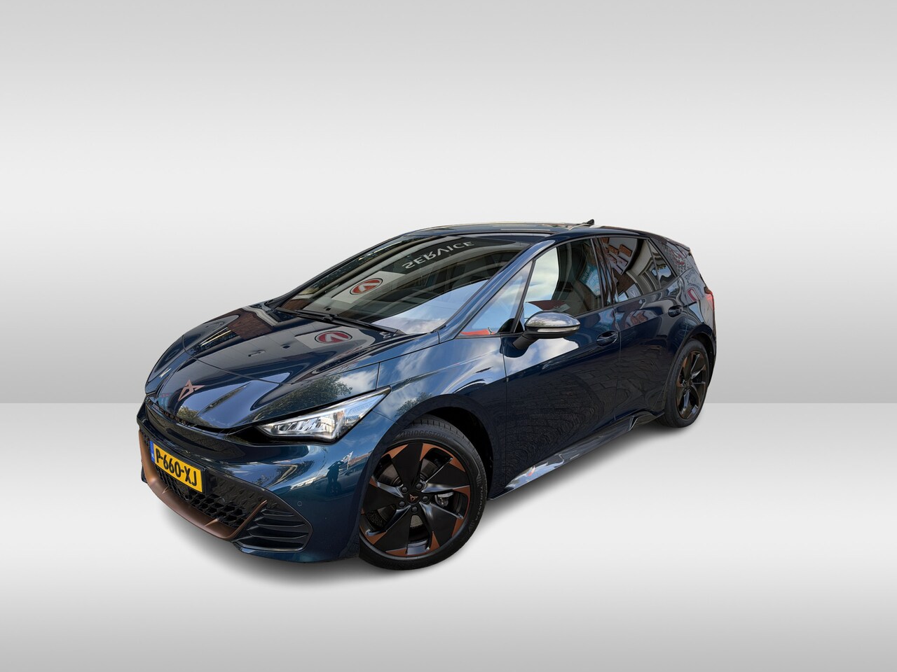 CUPRA Born - Performance One 62 kWh | 91.21 % | stuurverwarming | stoelverwarming | applecarplay/androi - AutoWereld.nl