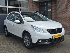 Peugeot 2008 - 1.2 PureTech Blue Lion Navi |Lage Km |Nap