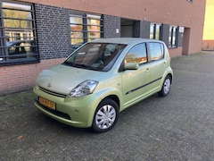 Daihatsu Sirion 2 - 1.3-16V Comfort INRUILKOOPJE