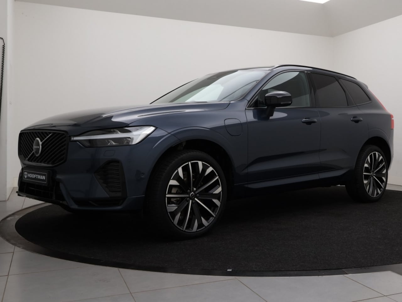 Volvo XC60 - T8 PLUG-IN HYBRID *NIEUW MODEL* ULTRA EXECUTIVE LUCHTVERING BOWERS&WILKINS TREKHAAK - AutoWereld.nl