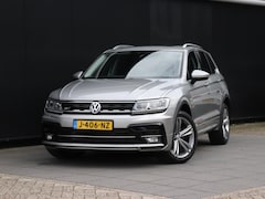 Volkswagen Tiguan - 2.0 TSI 4Motion Highline | DSG | PANO-DAK | TREKHAAK | CAMERA | STOEL/STUURVERW. | CRUISE