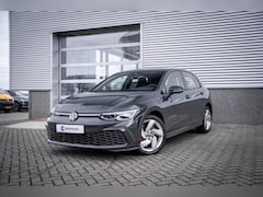 Volkswagen Golf - 1.4 eHybrid GTE | Achteruitrijcamera | Full-LED koplampen | Navigatiesysteem full map