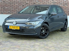 Volkswagen Golf - 1.0 TSI / Apple CarPlay-Android / LEDER interieur + Stuur / Licht & Zicht Pakket / ALL-Sea