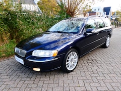 Volvo V70 - 2.4i 170pk Automaat Clima Leder Trekhaak 1800kg. Youngtimer