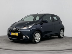 Toyota Aygo - 1.0 VVT-i x-play | Parkeercamera | Airco | Metallic Lak |
