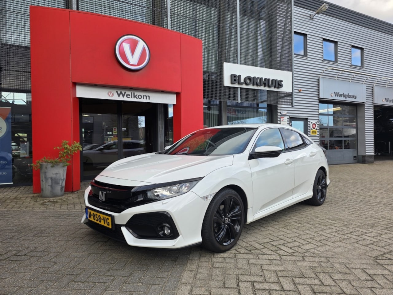 Honda Civic - 1.0 i-VTEC Elegance 1.0 i-VTEC Elegance - AutoWereld.nl
