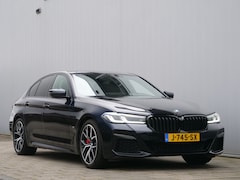 BMW 5-serie - 520i High Executive Edition 184 Pk Automaat M-pakket / Navi / DAB / Apple Carplay / Leer