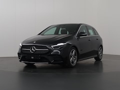 Mercedes-Benz B-klasse - 180 Star Edition AMG Line | Trekhaak | Panoramadak-schuifdak | Stuurverwarming | Sfeerverl