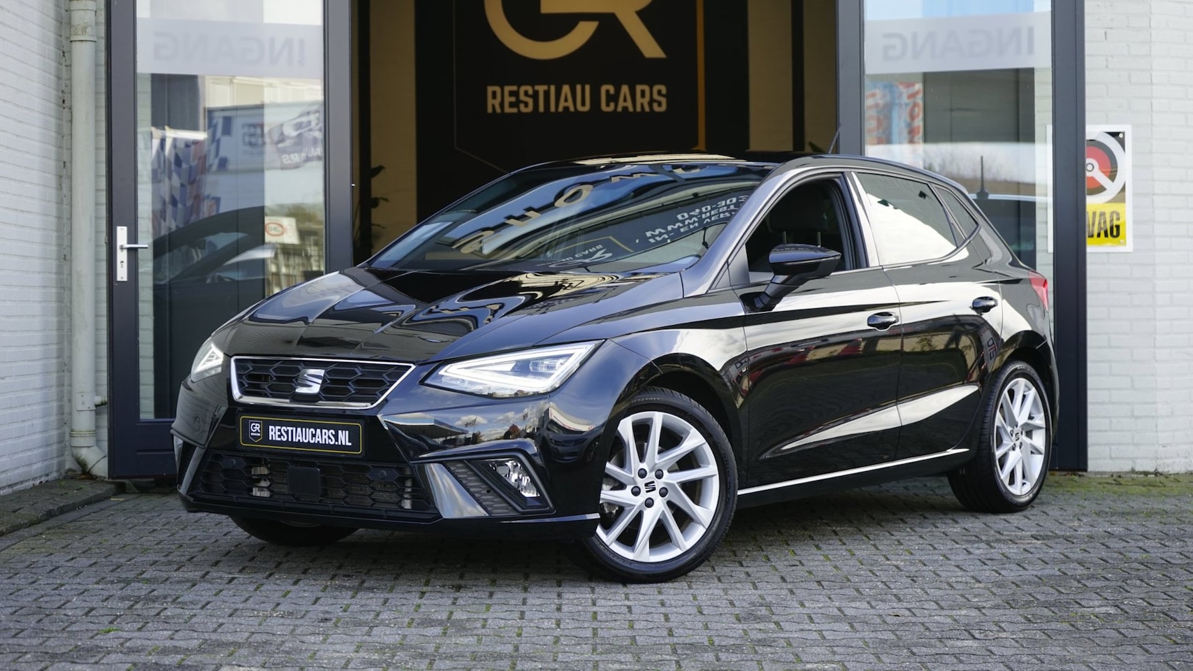 SEAT Ibiza - FR 1.5 TSI AUTOMAAT|ACC|AMBIANCE|CARPLAY|FULL LED|MODE|NAVIGATIE|PDC|STOELVERWARMING|VIRTU - AutoWereld.nl