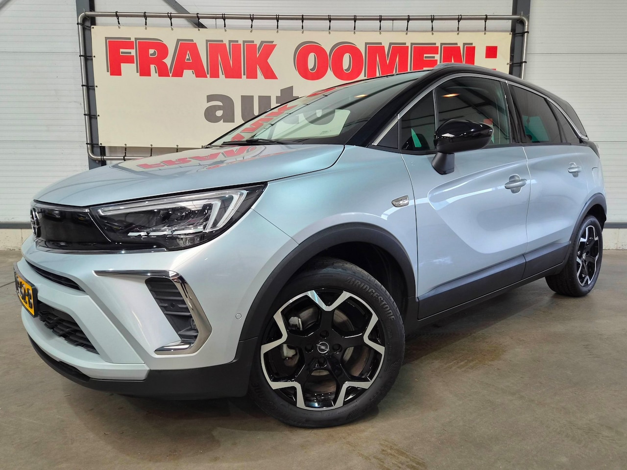 Opel Crossland - 1.2 Turbo 110PK Ultimate + Keyless|LED|Navi|Camera|Dodehoek|Apple|Android|DAB|Leder/stof|1 - AutoWereld.nl