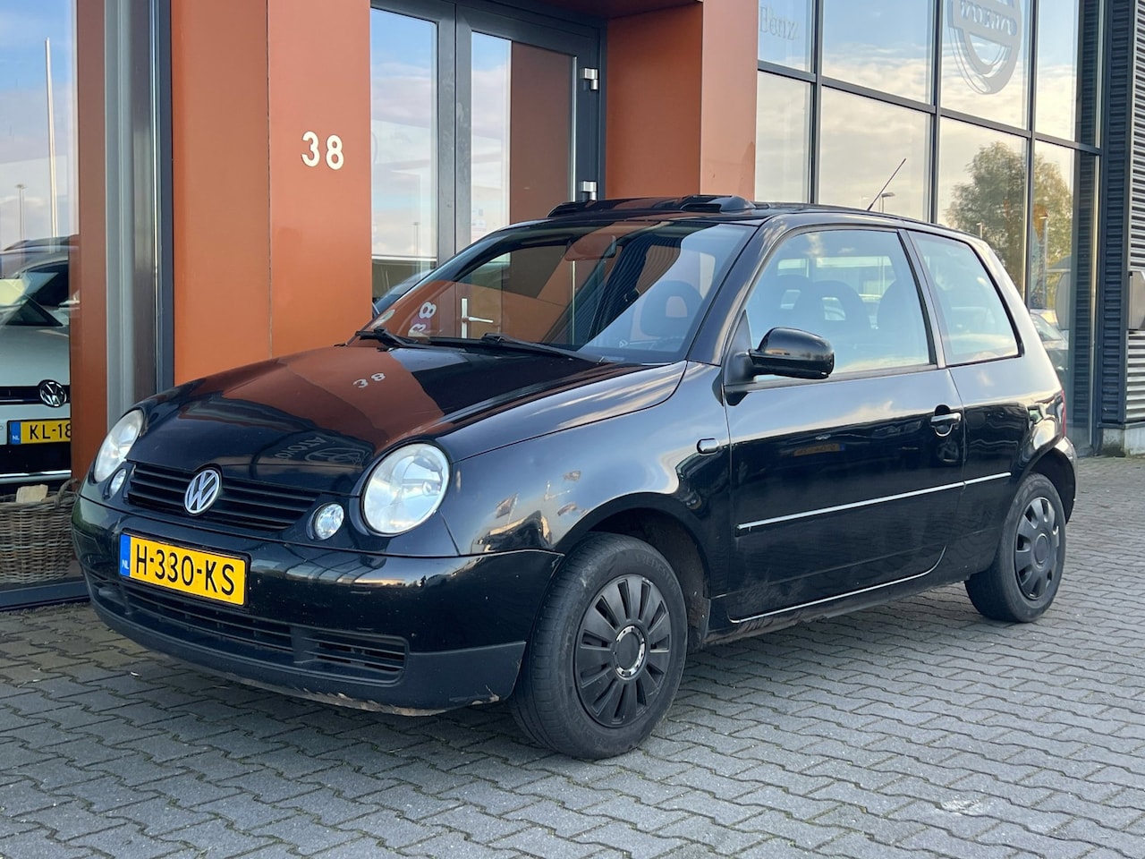 Volkswagen Lupo - 1.0. Stuurt, remt, schakelt. APK 06-2027 - AutoWereld.nl
