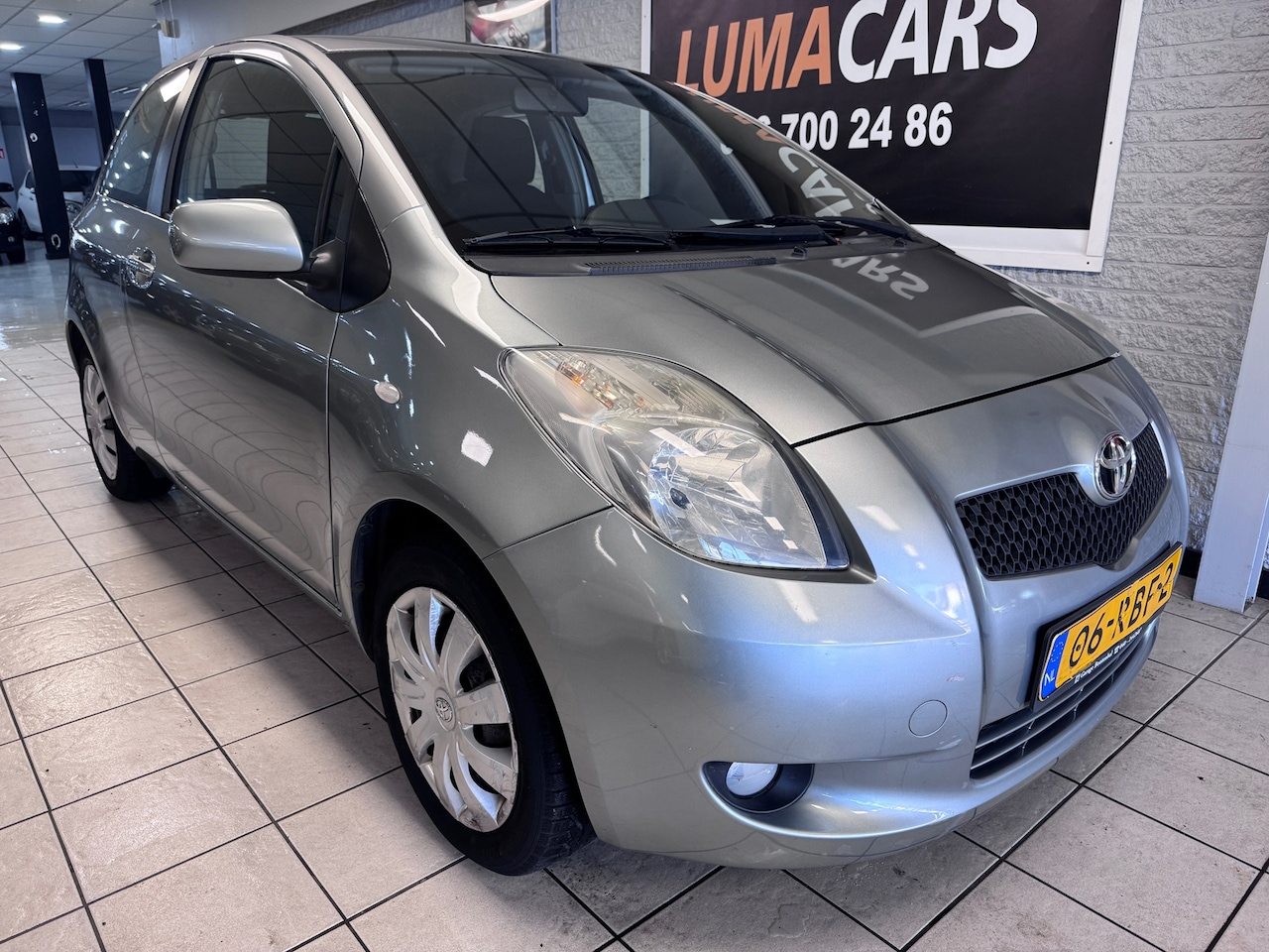 Toyota Yaris - 1.3 VVTi Cool | Nieuwe APK | Airco | Elektr. | - AutoWereld.nl