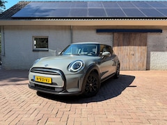 MINI 3-Deurs - 1.5 One Essential | Facelift | Adaptive LED | Cruise | Camera