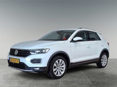 Volkswagen T-Roc - 1.5 TSI Sport | AUTOMAAT | Adaptive cruise control
