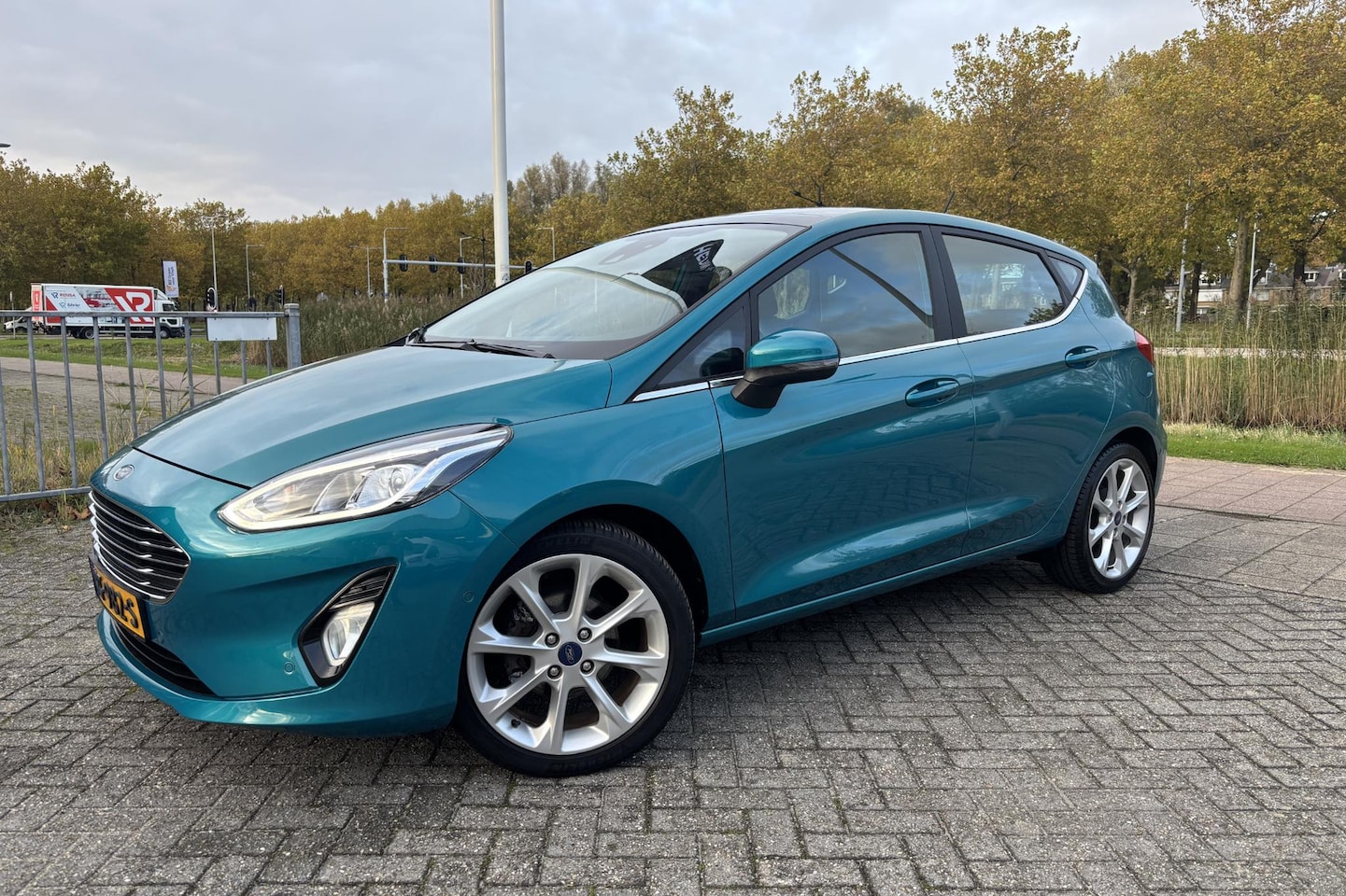 Ford Fiesta - 1.0 EcoBoost 100PK Titanium | Panorama dak - AutoWereld.nl