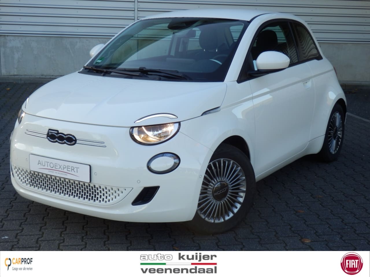 Fiat 500e - Icon 42 kWh I Parkeer sens. v+a I Camera I 16 " LM velgen I - AutoWereld.nl