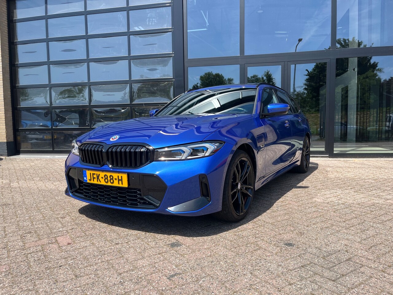 BMW 3-serie Touring - 330e xDrive 330e xDrive , Panodak,M-Sport - AutoWereld.nl